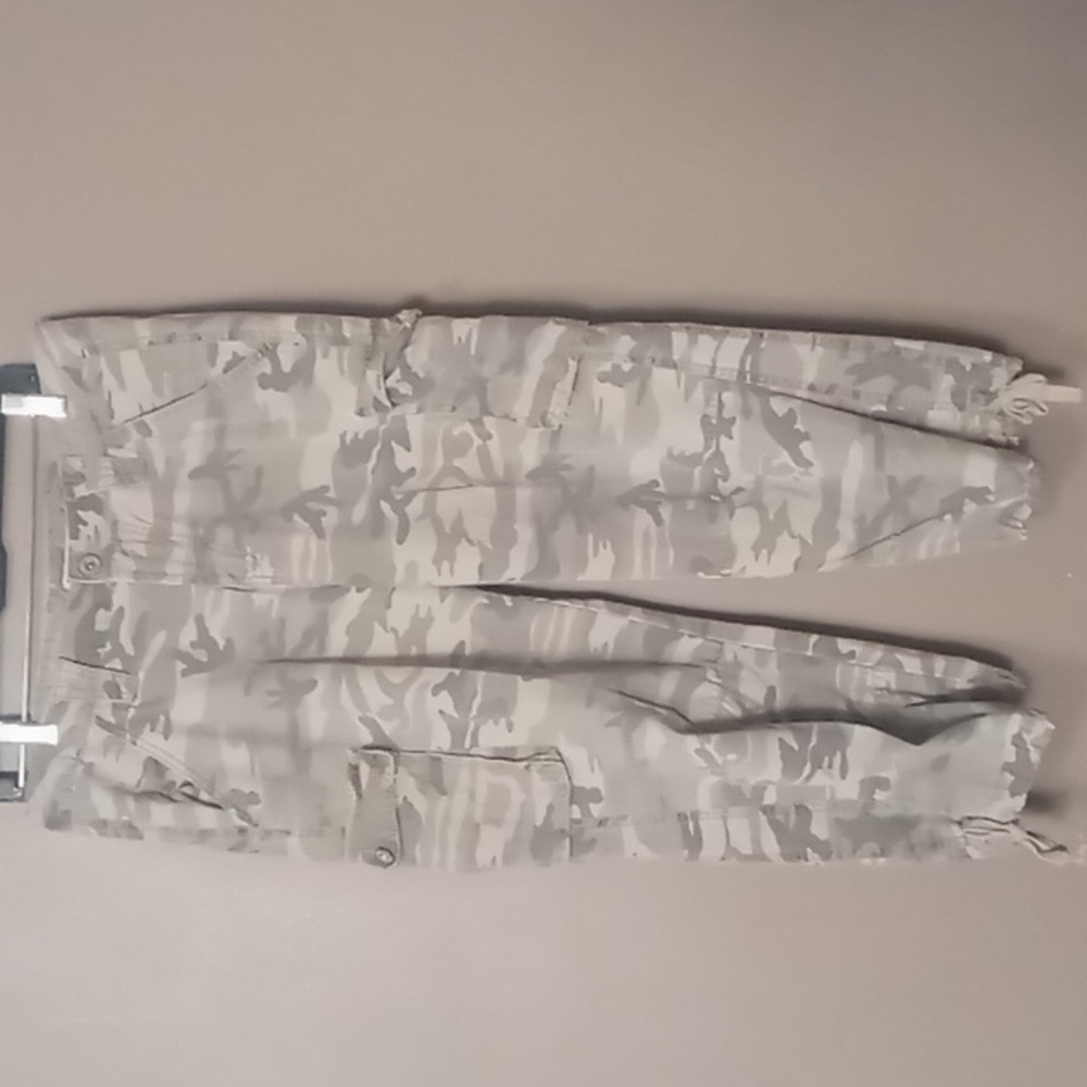 Faded Glory Camouflage Capris